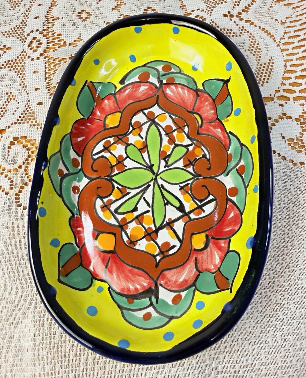 Handmade Mexican Lead-Free Oval Floral Art Pottery Decorative Plate 7x5"